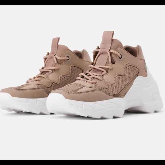 Shoes - Zara chunky sneakers